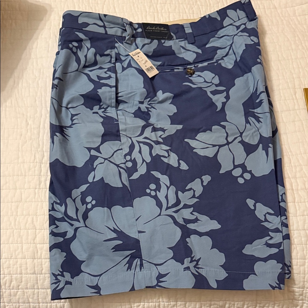 Brooks Brothers Navy and Light Blue Floral Shorts